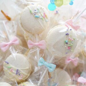 Macaroon Lollipop