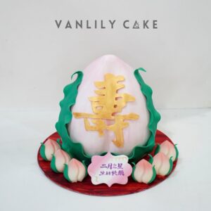 立體壽桃包糖皮蛋糕